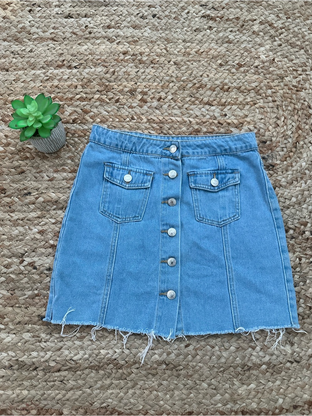 BUTTON DOWN DENIM MINI SKIRT
